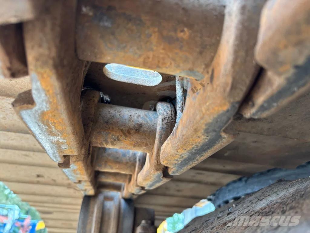 JCB 260 LC 大型油圧ショベル12t以上（パワーショベル・ユンボ）