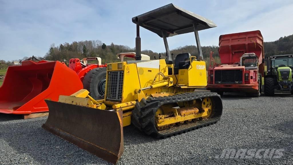 Komatsu D20P-7 ブルドーザー