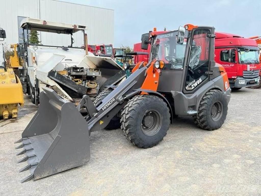 Hitachi ZW95-6C ホイールローダー・タイヤショベル