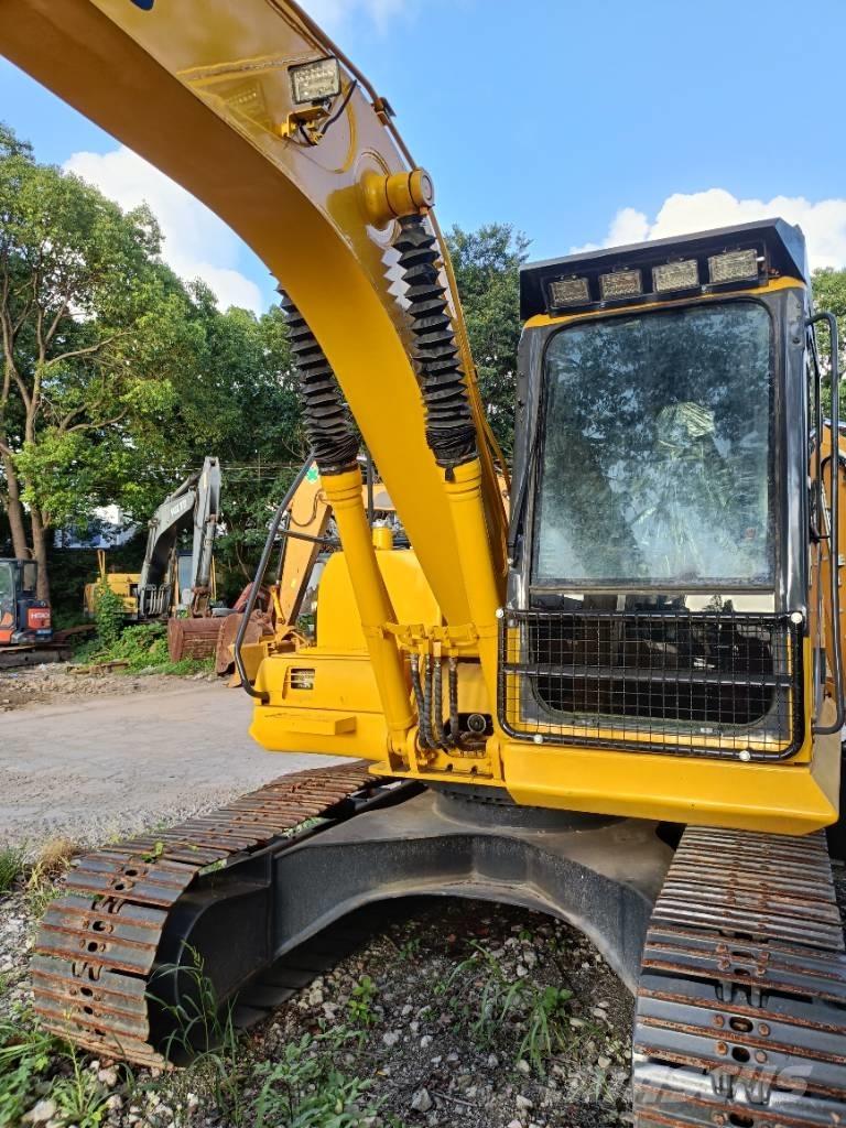 Komatsu PC 130-7 大型油圧ショベル12t以上（パワーショベル・ユンボ）