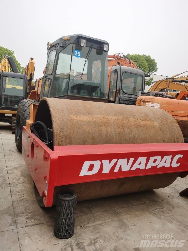 Dynapac CA 25 D 振動ローラ