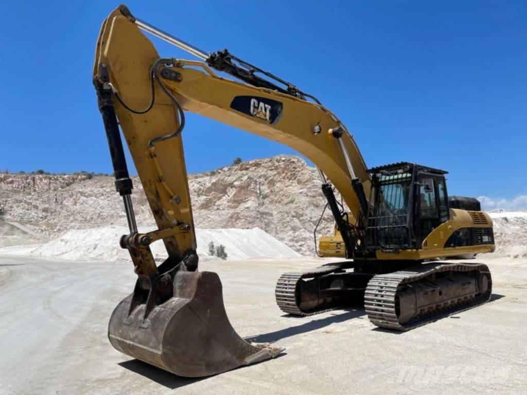 CAT 330 D LN 大型油圧ショベル12t以上（パワーショベル・ユンボ）