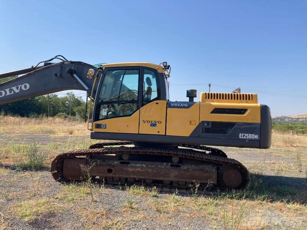 Volvo EC 250 D N L 大型油圧ショベル12t以上（パワーショベル・ユンボ）