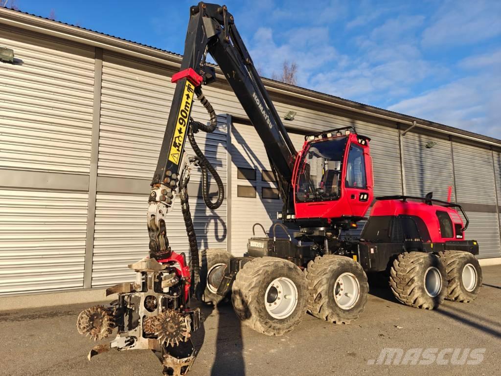 Komatsu 901 XC ハーベスター