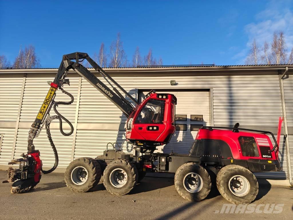 Komatsu 901 XC ハーベスター