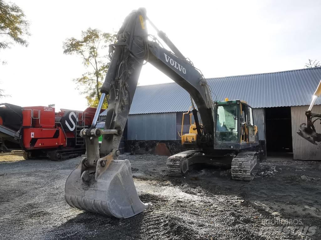 Volvo EC 210 C L 大型油圧ショベル12t以上（パワーショベル・ユンボ）