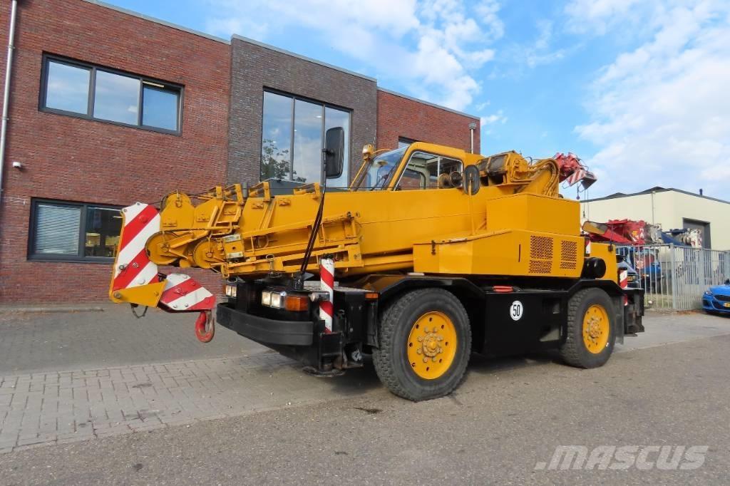 Kobelco RK 70 M2 ラフテレーンクレーン