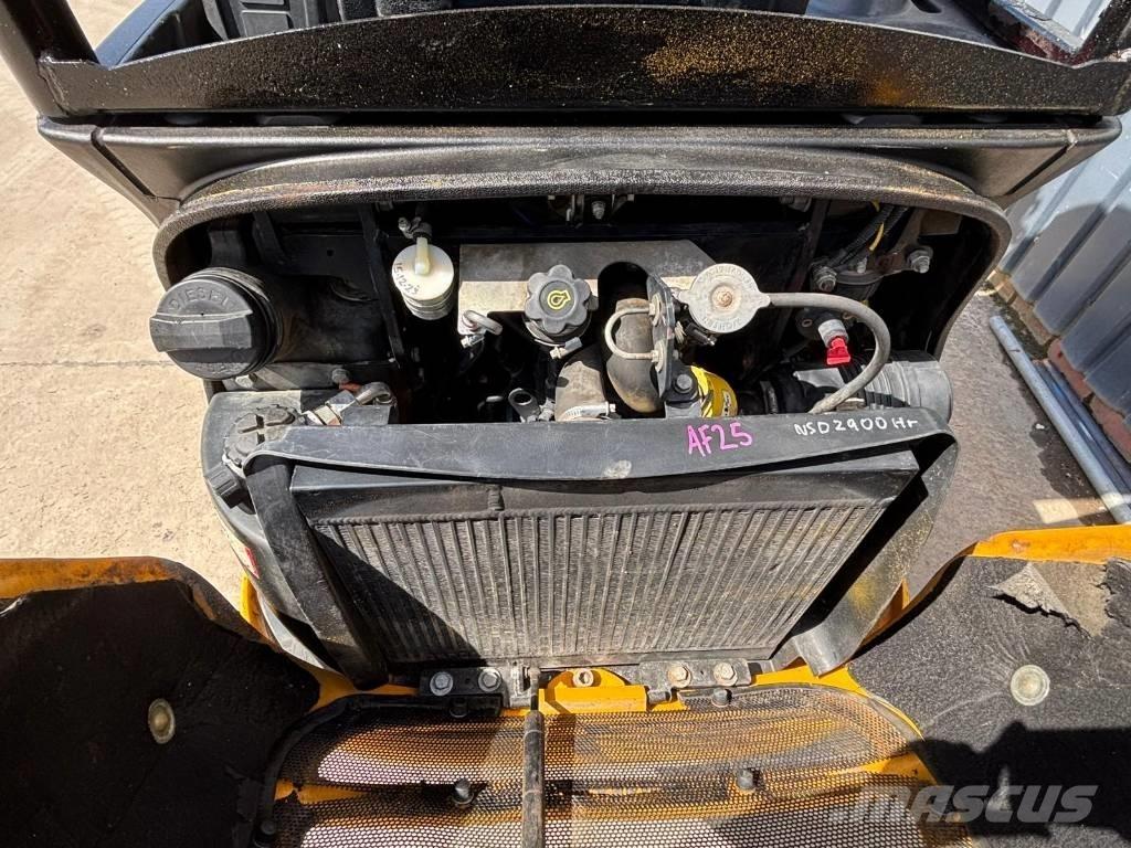 JCB 8014 CTS ミニ油圧ショベル 7t以下（ミニユンボ・ミニディガー）