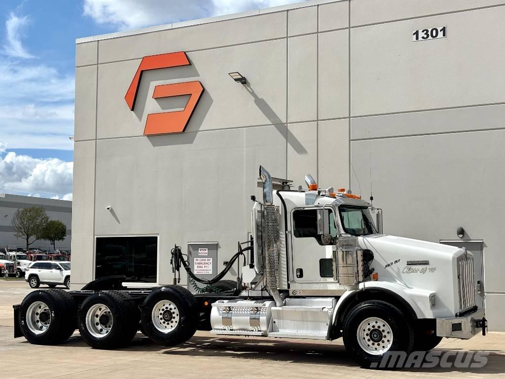 Kenworth T 800 中古トラクターヘッド | トレーラーヘッド