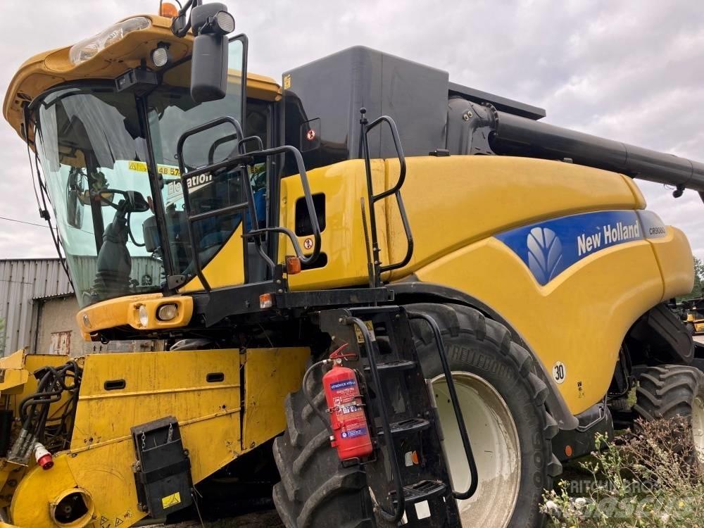 New Holland CR 9080 コンバイン