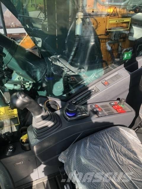 Hyundai HW 140 A ホイール式油圧ショベル（パワーショベル・ユンボ・バックホー）