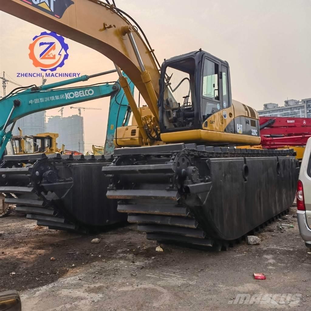 CAT 320 C 水陸両用油圧ショベル、ユンボ