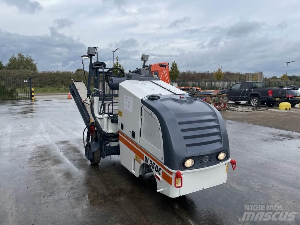 Wirtgen W 35 DC アスファルトコールドミリングマシーン