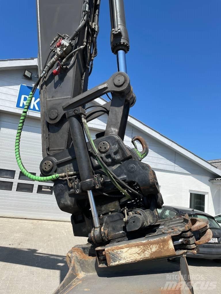 Volvo EC 250 E 大型油圧ショベル12t以上（パワーショベル・ユンボ）