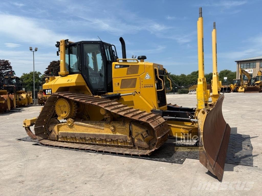 CAT D 6 N LGP ブルドーザー