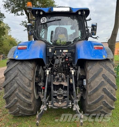New Holland T7.270 トラクター