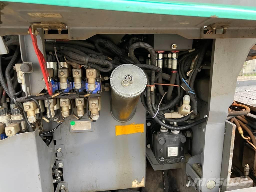 Vögele SUPER 1300-3I アスファルトフィニッシャ
