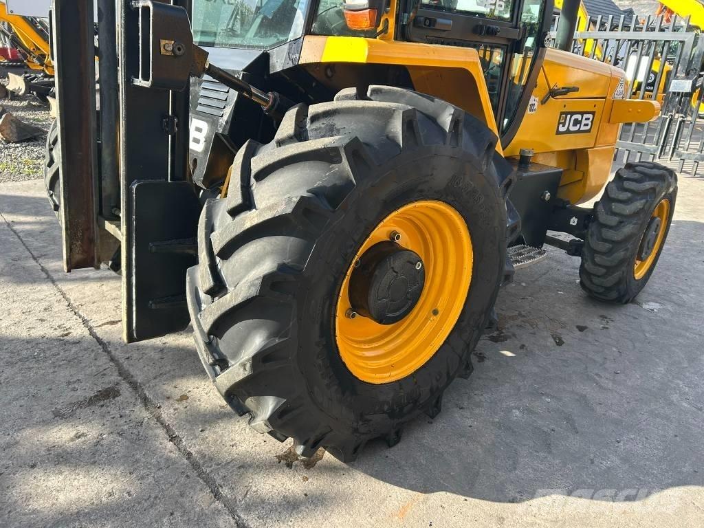 JCB 926 ラフターテレントラック