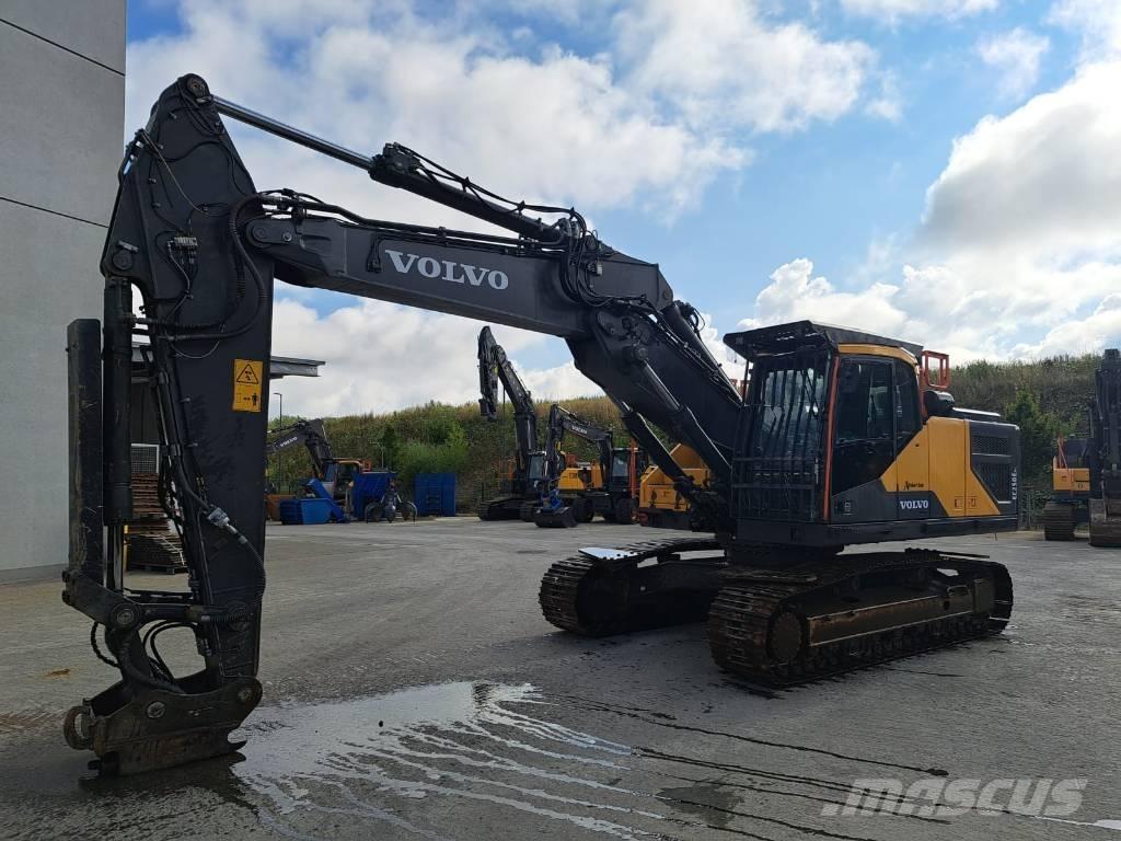 Volvo EC 250 ENL 大型油圧ショベル12t以上（パワーショベル・ユンボ）