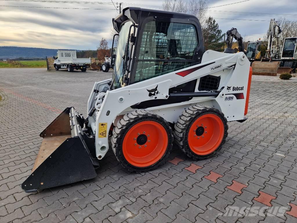 Bobcat S 450 スキッドステアローダー