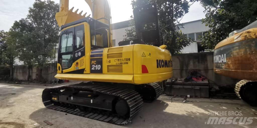 Komatsu PC 210 大型油圧ショベル12t以上（パワーショベル・ユンボ）
