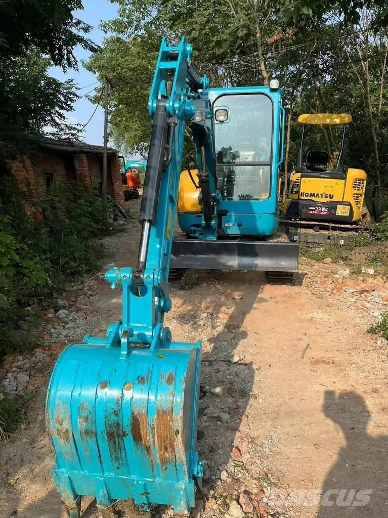Kubota U35 ミニ油圧ショベル 7t以下（ミニユンボ・ミニディガー）