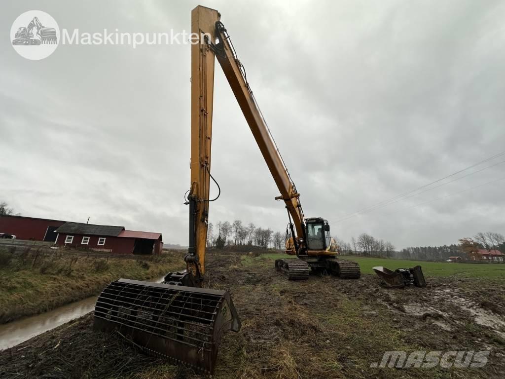 JCB JS 220 LC 大型油圧ショベル12t以上（パワーショベル・ユンボ）