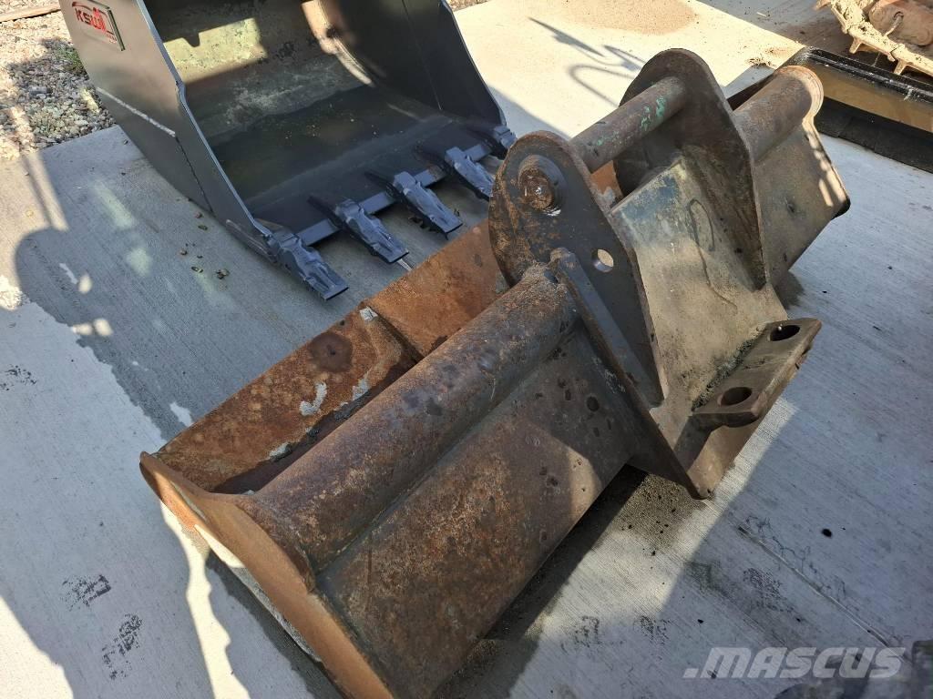 Komatsu PW 148-10 ホイール式油圧ショベル（パワーショベル・ユンボ・バックホー）