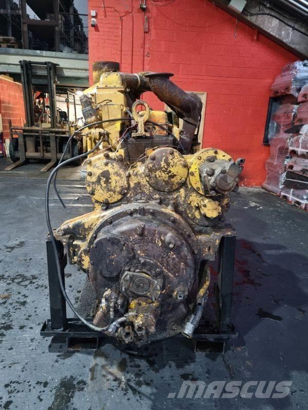 CAT D353E エンジン