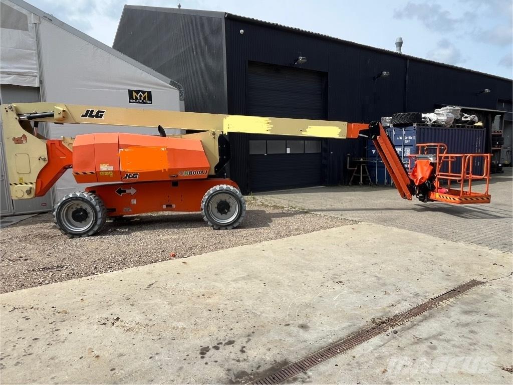 JLG H 800 AJ ブームリフト　屈伸型
