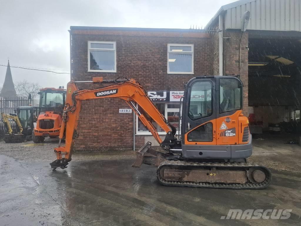 Doosan DX 62 R-3 ミニ油圧ショベル 7t以下（ミニユンボ・ミニディガー）
