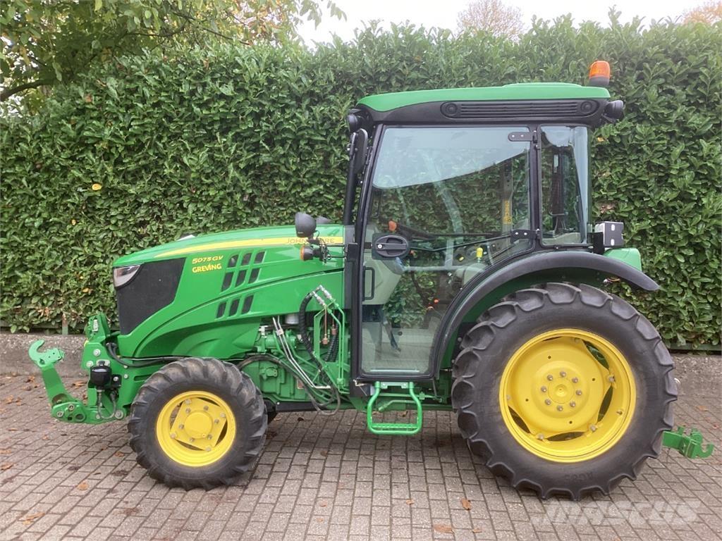 John Deere 5075GV トラクター