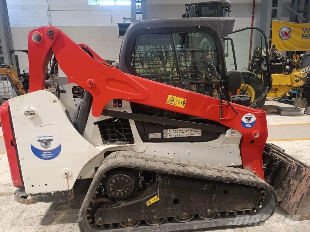 Bobcat T 590 スキッドステアローダー