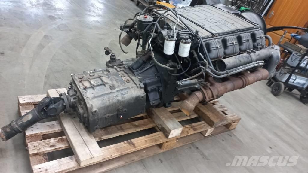 Deutz F8L413F エンジン