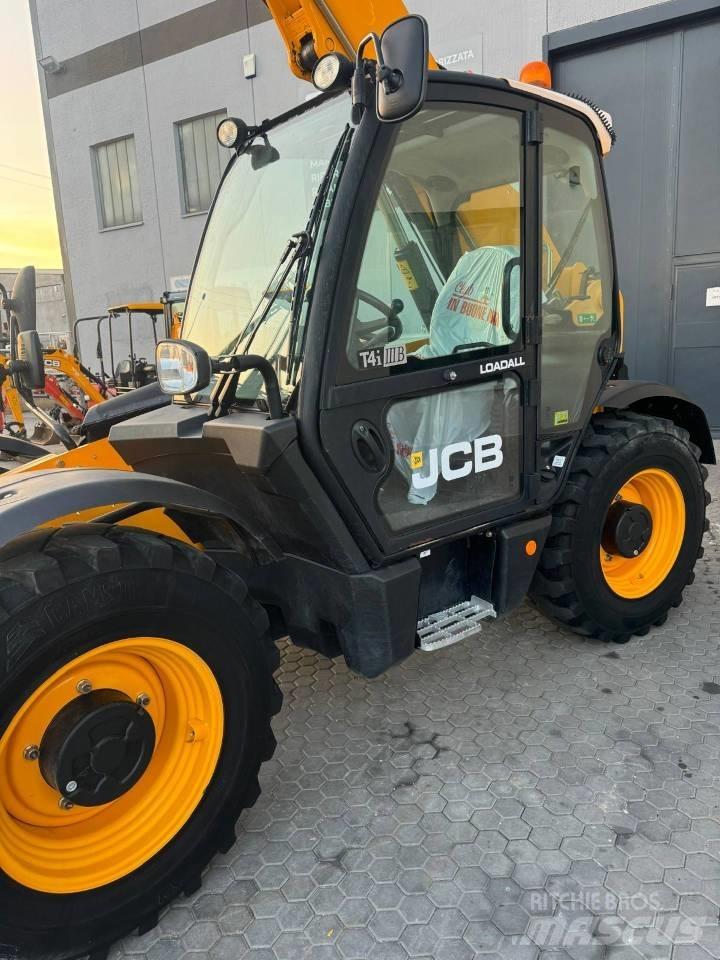JCB 535-95 テレスコーピックハンドラー