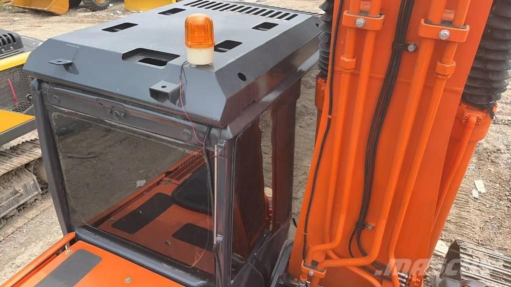 Hitachi ZX 70 ミニ油圧ショベル 7t以下（ミニユンボ・ミニディガー）