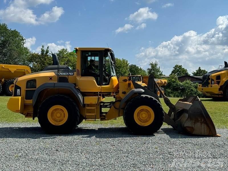 Volvo L 120 H ホイールローダー・タイヤショベル