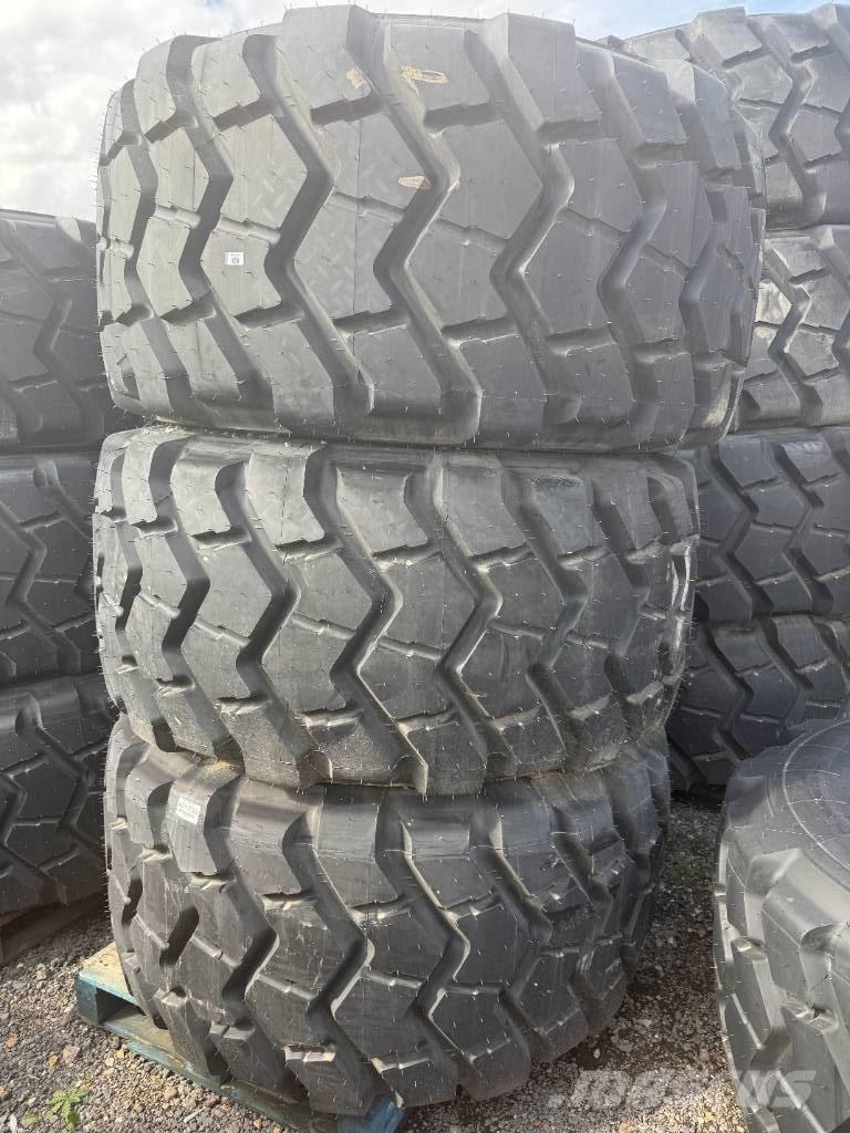 Trelleborg 750/65R25 タイヤ、ホイル、リム