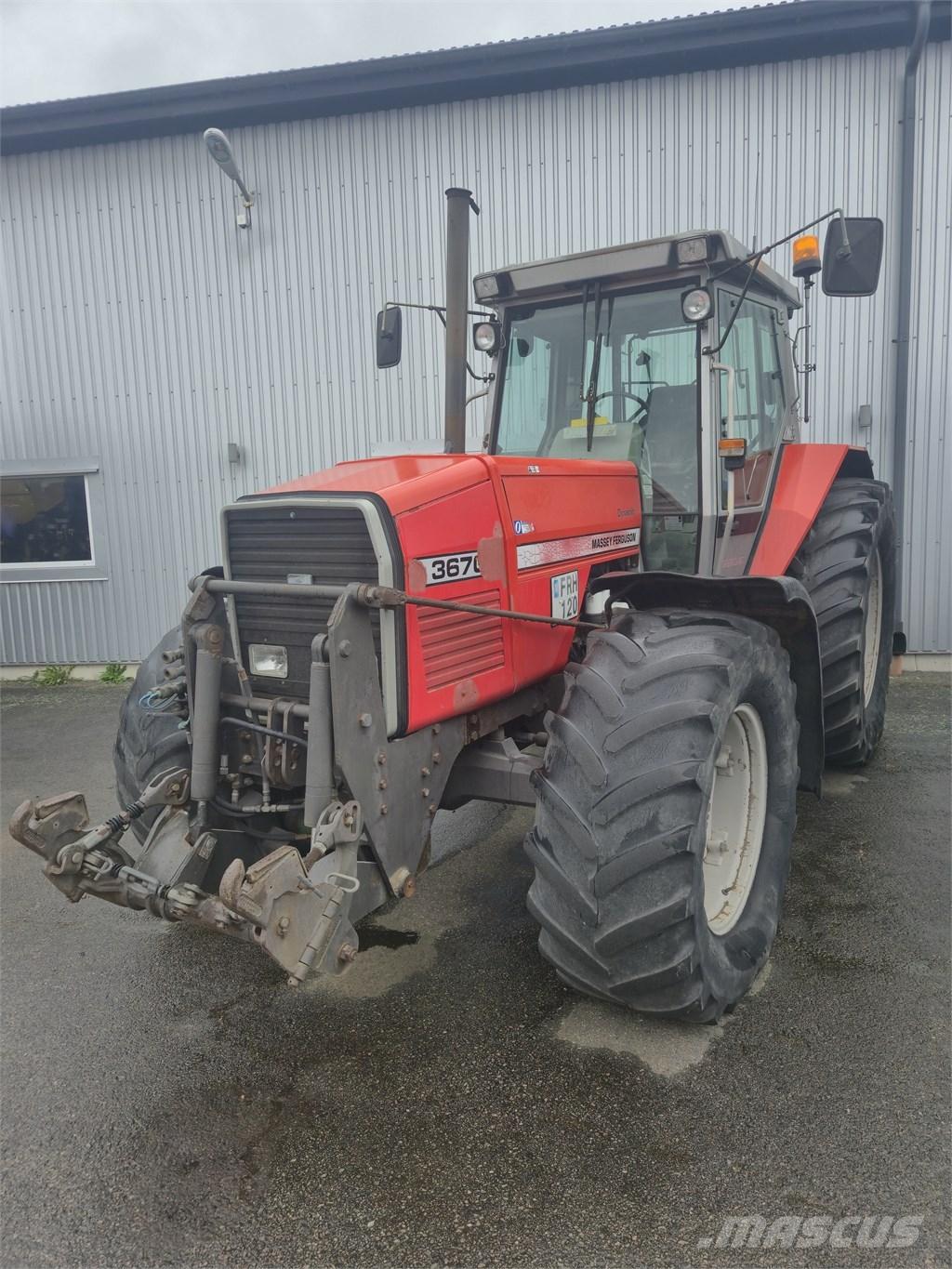 Massey Ferguson 3670 トラクター