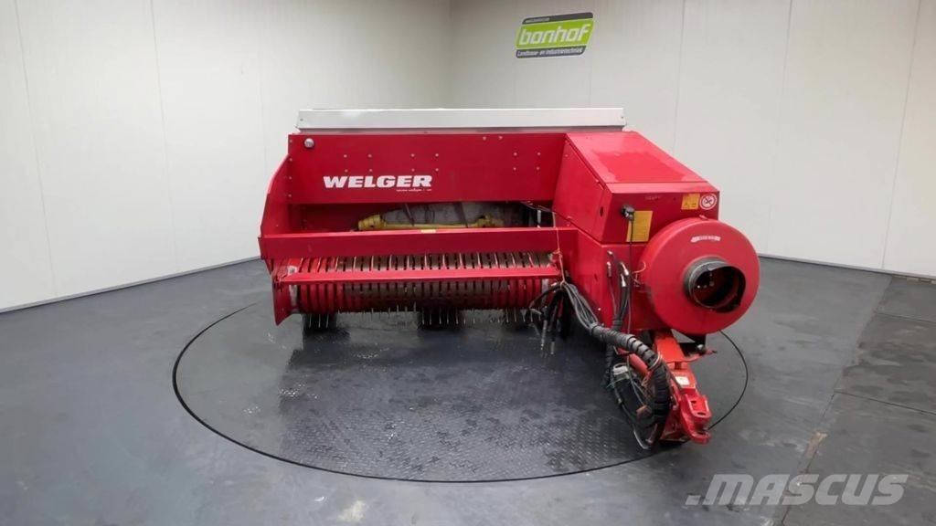 Welger AP 830 フォレージハーベスター