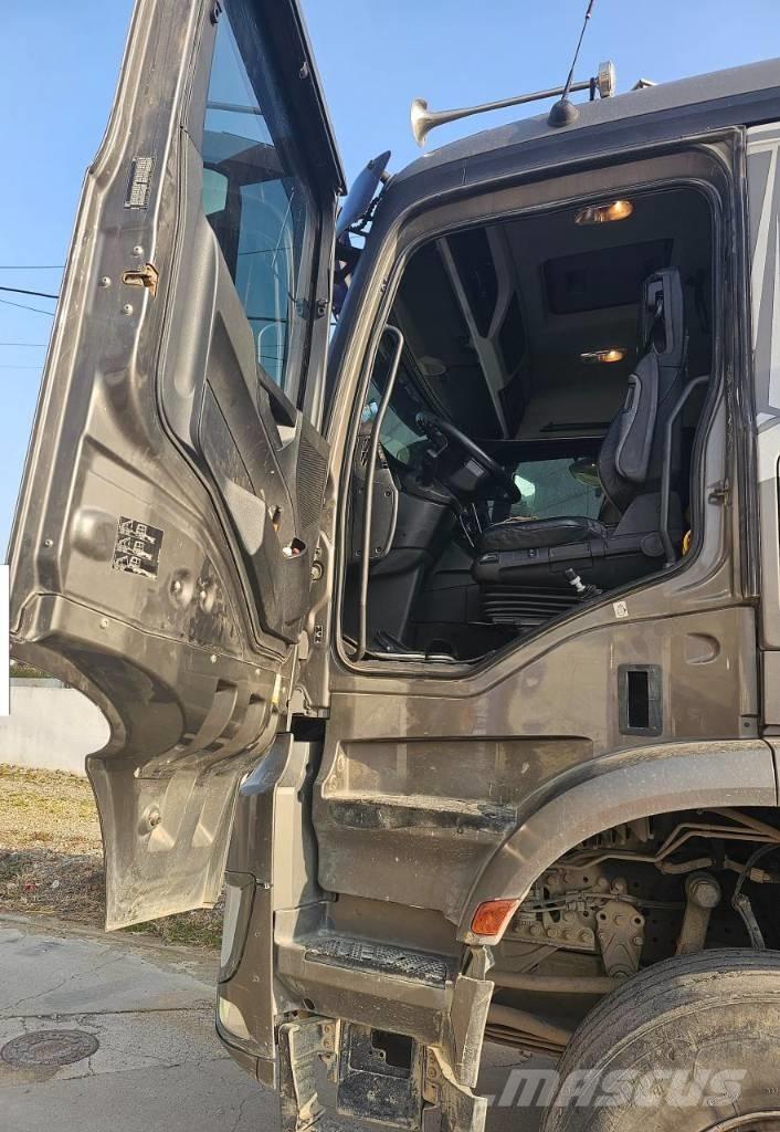 Mercedes-Benz 3951 サイト　ダンプ