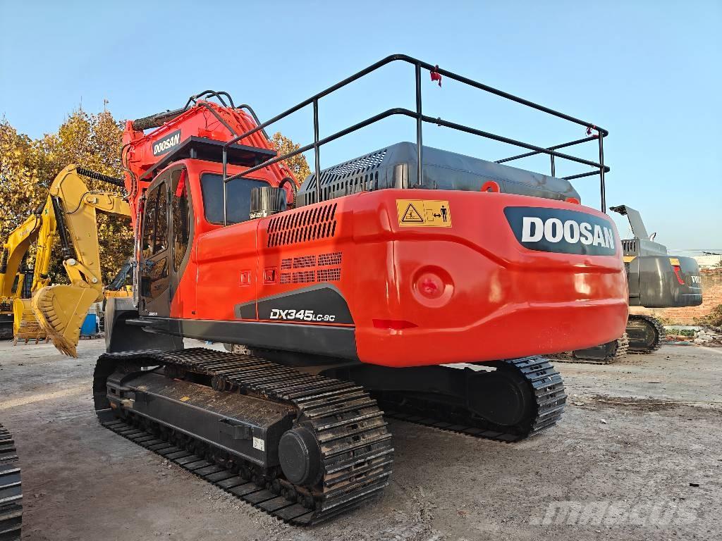 Doosan DX 345LC-9C 大型油圧ショベル12t以上（パワーショベル・ユンボ）