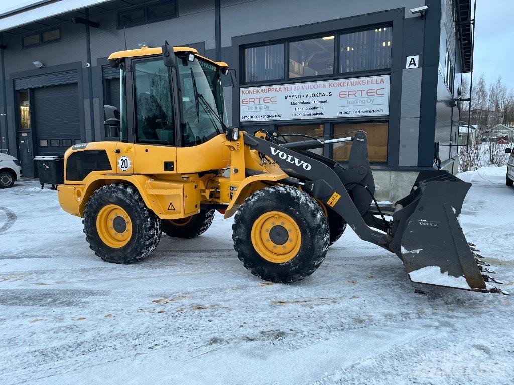 Volvo L 30 G ホイールローダー・タイヤショベル