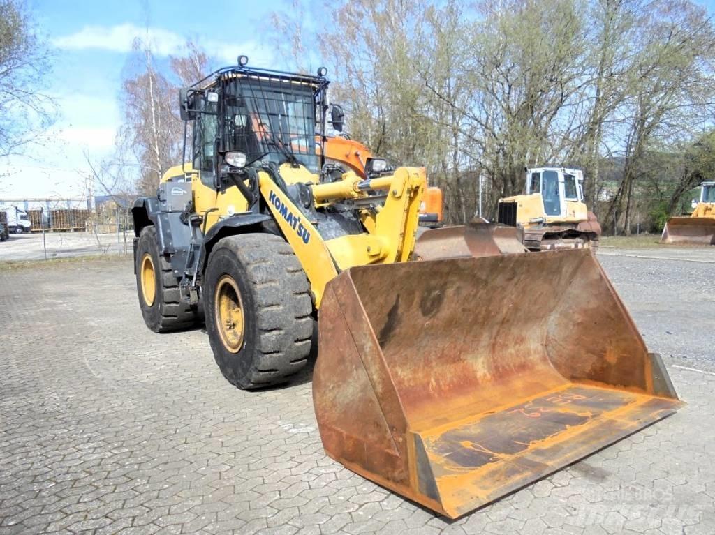 Komatsu WA 270-7 ホイールローダー・タイヤショベル