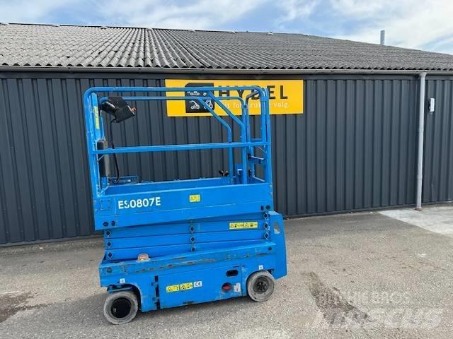 Magni ES 0807 E シザースリフト