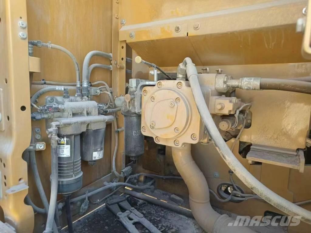 CAT 320 GC 大型油圧ショベル12t以上（パワーショベル・ユンボ）