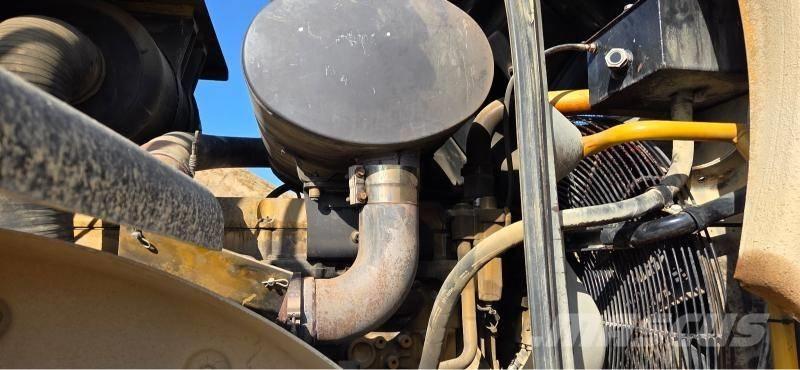 CAT 972 H ホイールローダー・タイヤショベル