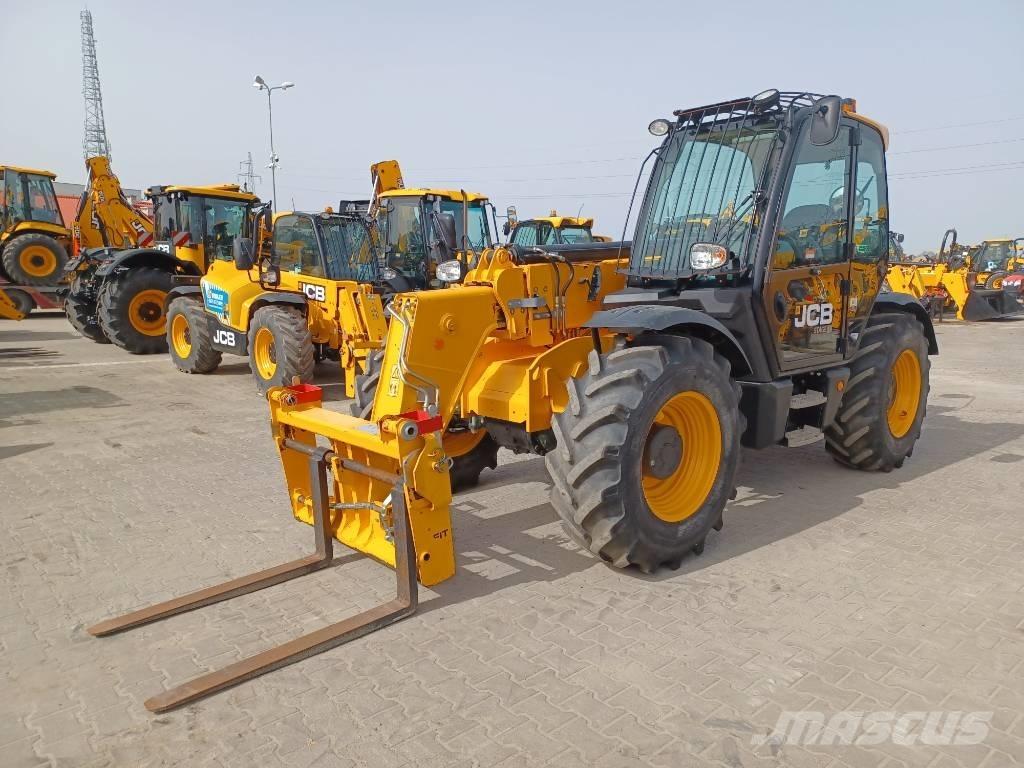JCB 535-95 テレスコーピックハンドラー