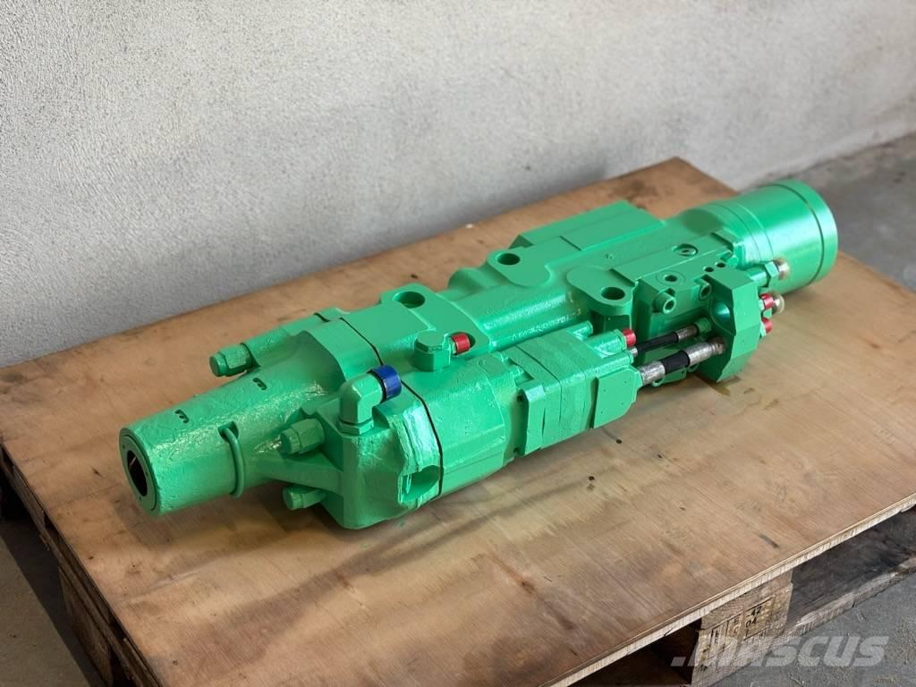 Montabert HC 95LQ サーフェイスドリルリグ