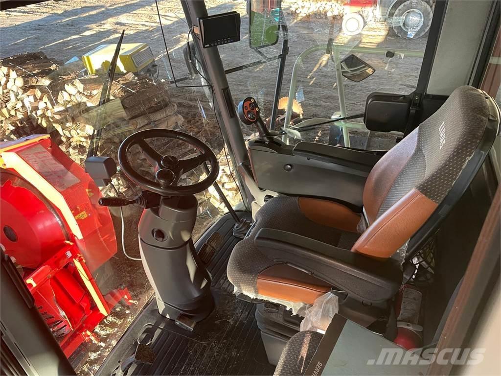 CLAAS JAGUAR 830 フォレージハーベスター